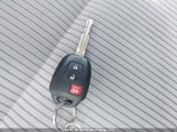 Toyota Rav4 Le 2T3BFREV9EW194918 fotografie