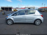 Toyota Yaris JTDKTUD39DD566698 снимка