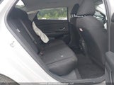 Hyundai Elantra Essential KMHLM4DG9RU753205 снимка