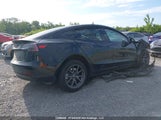 Tesla Model 3 Rwd 5YJ3E1EA0PF472667 fotografie