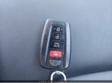 Toyota Prius Prime Upgrade JTDKARFP6J3083982 снимка
