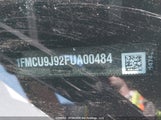 Ford Escape Titanium 1FMCU9J92FUA00484 fotografie