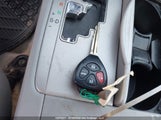 Toyota Camry Le 4T1BF3EK7AU063735 снимка