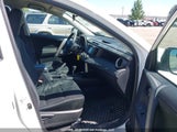 Toyota Rav4 Le 2T3BFREV8JW765860 снимка