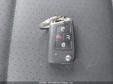 Volkswagen Golf 1.8 Tsi Comfortline/1.8 Tsi Highline/1.8 Tsi Trendline 3VWG17AU5JM284873 photo
