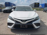 Toyota Camry Se 4T1G11AK8NU620401 photo