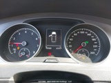 Volkswagen Golf 3VW217AU3FM006717 снимка