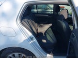 Volkswagen Golf 3VW217AU3FM006717 снимка