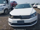 Volkswagen Passat Se 1VWBH7A3XDC029400 снимка