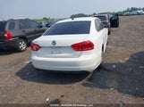 Volkswagen Passat Se 1VWBH7A3XDC029400 снимка