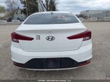 Hyundai Elantra Preferred With Sun And Safety Package Auto Ivt KMHD84LF5LU110763 снимка