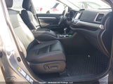 Toyota Highlander Xle 5TDJZRFH2KS562848 снимка