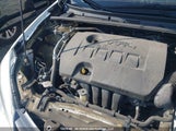 Toyota Corolla 2T1BURHE8JC094170 снимка