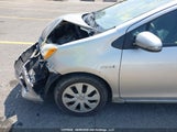 Toyota Prius C JTDKDTB36C1503990 снимка