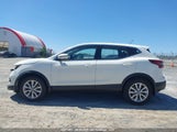 Nissan Rogue Sport S JN1BJ1AV3MW313653 снимка
