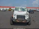 Jeep Wrangler Sport 1C4AJWAG2GL195608 снимка