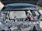 Toyota Corolla L/Le/Xle/Se/Xse 2T1BURHE0JC980046 photo