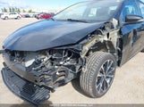Toyota Corolla L/Le/Xle/Se/Xse 2T1BURHE0JC980046 photo