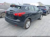 Nissan Rogue Sport S/Sv/Sl JN1BJ1CP8JW156289 fotografie