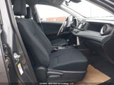 Toyota Rav4 Le 2T3BFREV8JW815365 снимка