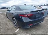 Alfa Romeo Giulia Ti Q4 ZARFAEEN1H7550745 photo