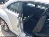 Volkswagen Beetle 2.5L Comfortline/2.5L Highline/Premiere/Premiere+ 3VWJX7ATXCM602209 fotografie