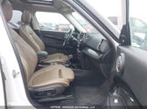 Mini Countryman Cooper S WMZYT5C59K3G90902 снимка
