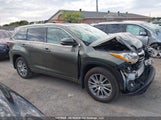 Toyota Highlander Xle 5TDJKRFH5FS178623 снимка