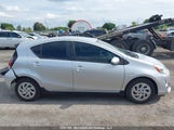 Toyota Prius C JTDKDTB31H1596733 снимка