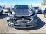 Hyundai Tucson Limited/Sport And Eco/Se KM8J3CA45JU744410 fotografie