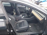 Tesla Model 3 Long Range/Mid Range/Standard Range/Standard Range Plus 5YJ3E1EA6KF413938 photo