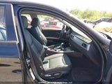 BMW 328Xi WBAVC935X7KZ71687 снимка