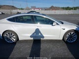 Tesla Model 3 Standard Range Plus 5YJ3E1EA7LF786634 fotografie