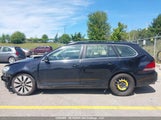 Volkswagen Golf 2.5L Comfortline/2.5L Sportline Special Edition/2.5L Trendline 3VWPX7AJ7DM622797 снимка
