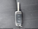 Hyundai Venue Se KMHRB8A3XMU069913 снимка
