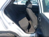 Hyundai Venue Essential Manual KMHRB8A3XNU174260 снимка
