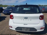 Hyundai Venue Essential Auto Ivt With Two-Tone Body Colour KMHRB8A35NU198661 fotografie