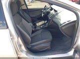 Ford Focus Se 1FADP3K23DL127929 fotografie