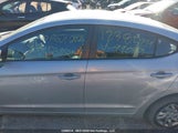 Hyundai Elantra KMHD74LF3LU990333 снимка