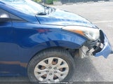 Hyundai Elantra Se/Sport/Limited 5NPDH4AE2FH608755 fotografie