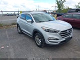 Hyundai Tucson Limited/Sport And Eco/Se KM8J3CA49HU382169 снимка