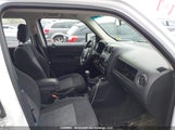 Jeep Patriot 1C4NJPAA2GD537698 снимка