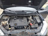 Toyota Matrix S 2T1KU4EE3EC131137 fotografie