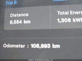 Tesla Model 3 Rwd 5YJ3E1EA4PF427411 fotografie