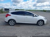 Ford Focus Titanium 1FAHP3N22CL245630 fotografie