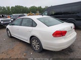 Volkswagen Passat S 1VWAH7A30CC013779 снимка