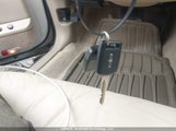 Lincoln Town Car Signature Limited 1LNHM82W86Y650370 photo