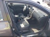 Toyota Corolla S/Le/Xle 2T1BU4EE8AC203797 снимка