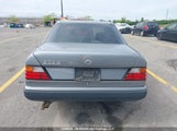 Mercedes-Benz 300 E WDBEA30D2LB116931 снимка