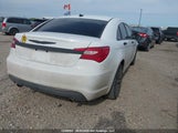 Chrysler 200 Limited 1C3CCBCG3DN758209 fotografie